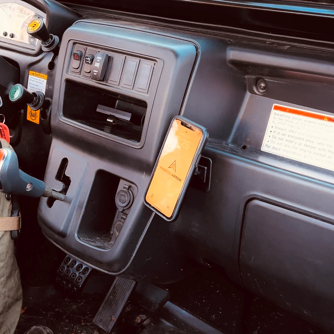 Painted Arrow: Mag Pro Truck Mount